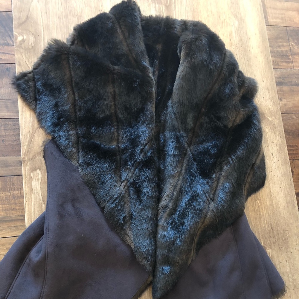 Suede and Faux Fur Bebe Vest Size M